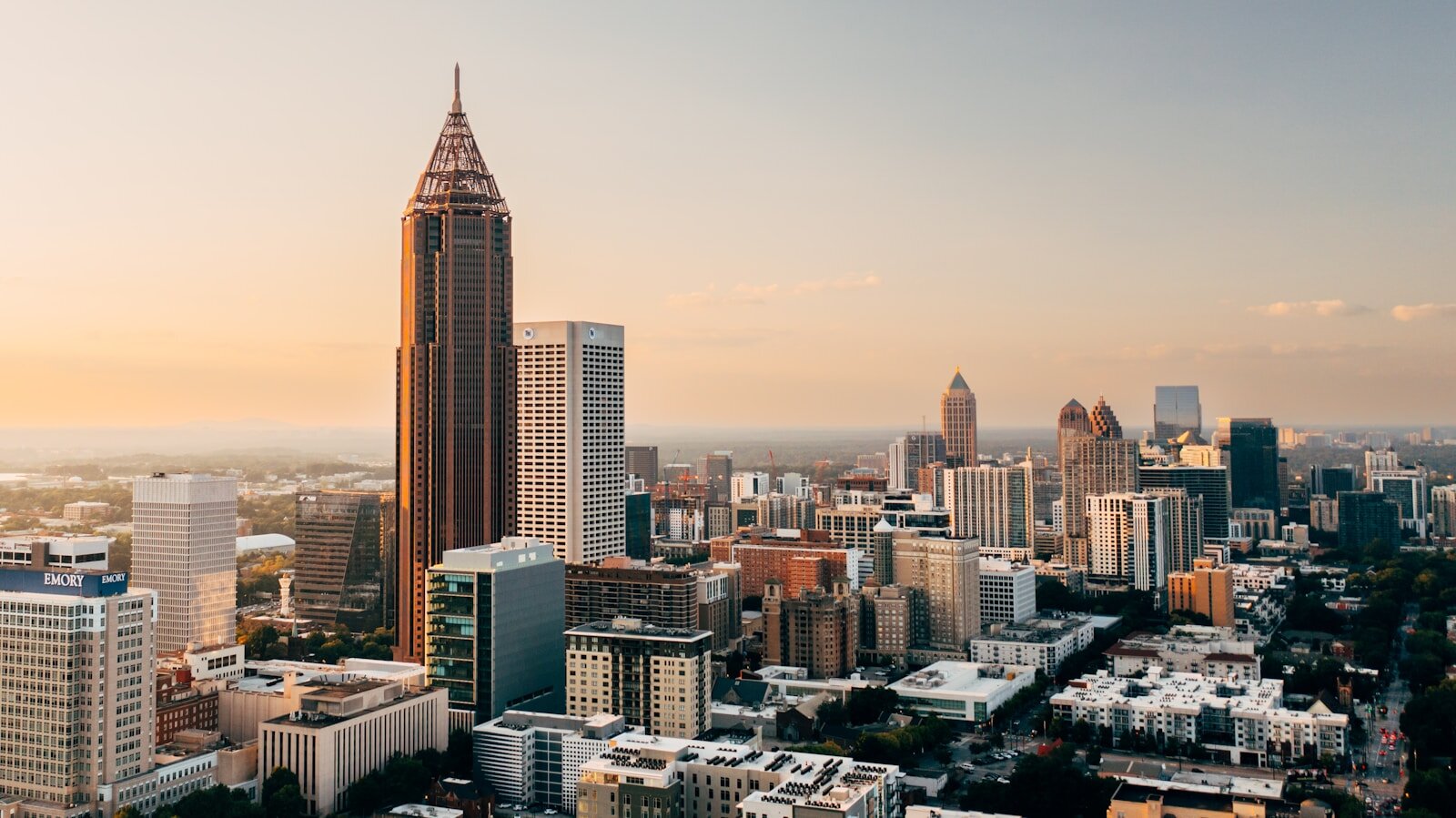 Downtown Atlanta, Georgia skyline with tall buildings